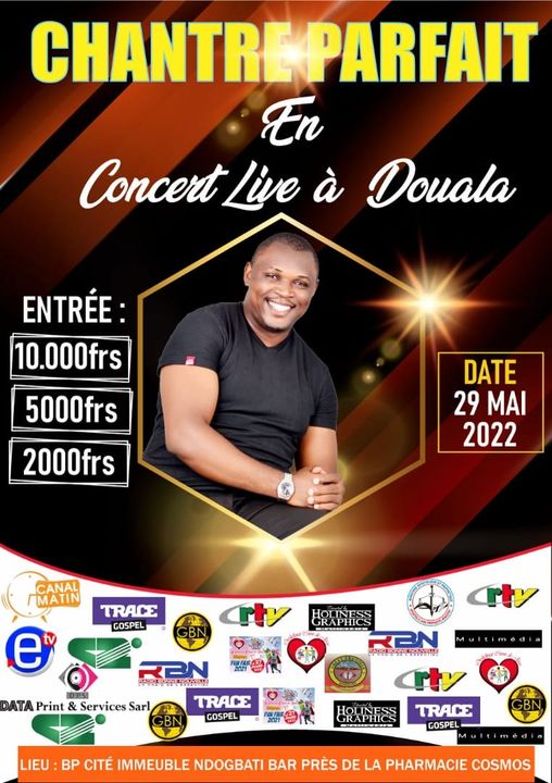Chantre Parfait en concert live à Douala